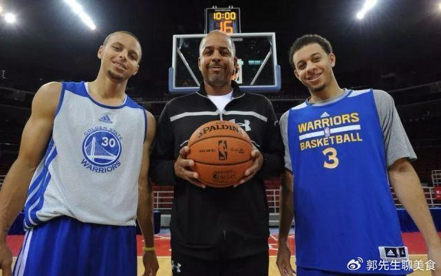 kaiyun-NBA父子有多像？库里一看就是亲生的，杜兰特父子相似度99%|凯文·杜兰特|沃顿|斯蒂芬·库里|凯里·欧文|柯蒂斯·琼斯_新浪体育_新浪新闻